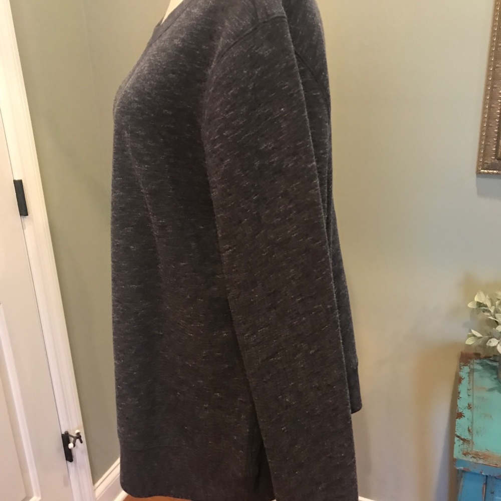 Sweatshirt - Picture 3 of 4
